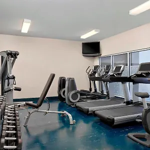 Hotel Four Points By Sheraton & West