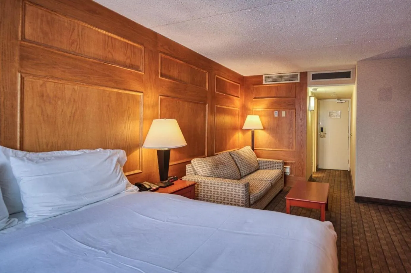 Hotel Amenida Residences, Calgary